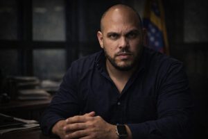 Magallanes durmió con el enemigo