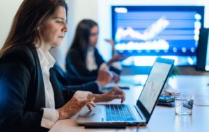 mujeres en el sector fintech